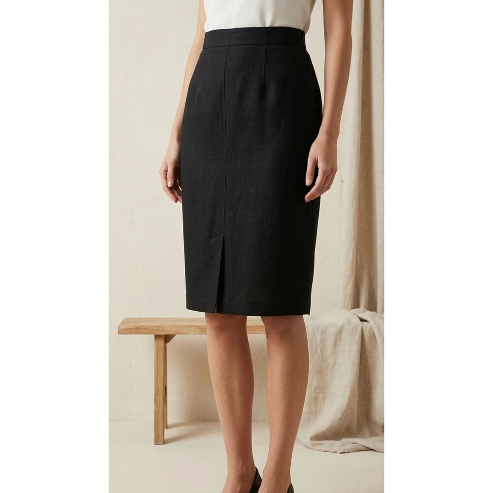 Valerie Stevens Deep black Shell: 52% linen, 48% rayon; Lining: 100% acetate